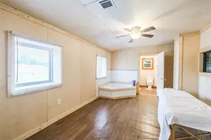 7528 Gainesville St, Houston, TX 77020 - Photo 6