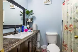 2205 Marnel Rd, Houston, TX 77055 - Photo 18