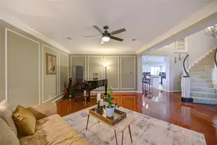 4914 Hillswick Dr, Sugar Land, TX 77479 - Photo 10