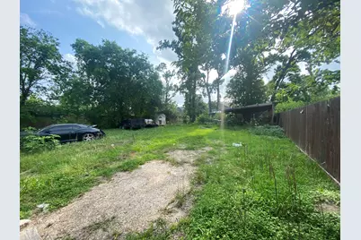 9417 Pembrook Street, Houston, TX 77016 - Photo 2
