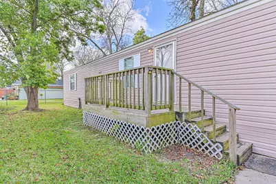 4702 10th Street, Bacliff, TX 77518 - Photo 1