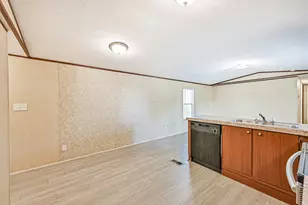 4702 10th St, Bacliff, TX 77518 - Photo 16