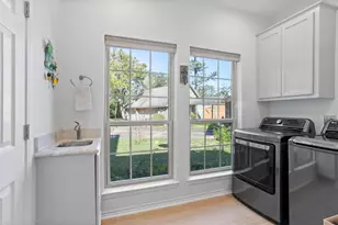 860 E Fm-517, Dickinson, TX 77539 - Photo 28