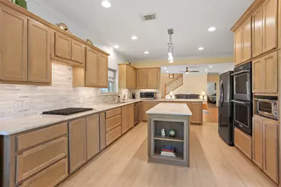 860 E Fm-517, Dickinson, TX 77539 - Photo 26