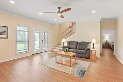 860 E Fm-517, Dickinson, TX 77539 - Photo 22