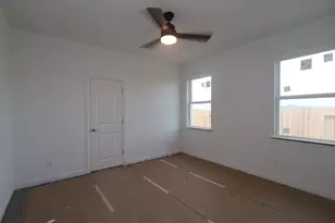 11714 Old Fashion Cir, Mont Belvieu, TX 77535 - Photo 10