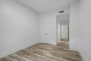 300 St Joseph Pkwy, Houston, TX 77002 - Photo 24