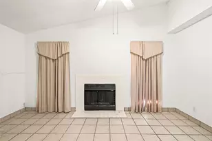 3900 Woodchase Dr, Houston, TX 77042 - Photo 2