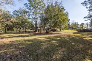 776 S 1st St, Huntington, TX 75949 - Photo 30