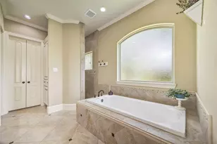 515 Otto St, East Bernard, TX 77435 - Photo 18