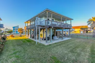 22017 Zachary Dr, Galveston, TX 77554 - Photo 4