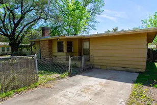 606 Wheelock St, Hearne, TX 77859 - Photo 32