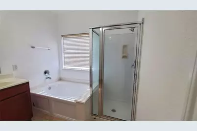 2814 Silver Point Lane, Rosharon, TX 77583 - Photo 10
