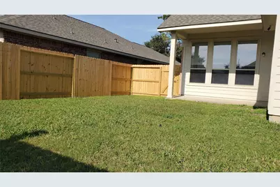 2814 Silver Point Lane, Rosharon, TX 77583 - Photo 20