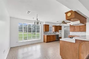 117 Tanglewood St, Baytown, TX 77520 - Photo 18