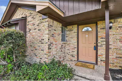 117 Tanglewood Street, Baytown, TX 77520 - Photo 10