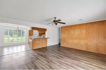 117 Tanglewood Street, Baytown, TX 77520 - Photo 14