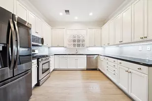 5160 Chevy Chase Dr, Houston, TX 77056 - Photo 10