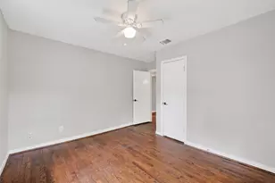 4106 Woodshire St, Houston, TX 77025 - Photo 16