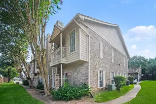7575 Cambridge St, Houston, TX 77054 - Photo 2