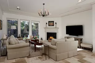 70 S Player Manor Circle, The Woodlands, TX 77382 - Photo 14