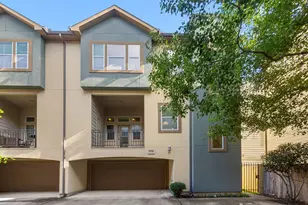 932 W 26th St, Houston, TX 77008 - Photo 2