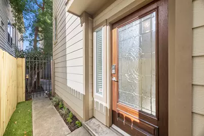 932 W 26th Street #B, Houston, TX 77008 - Photo 4