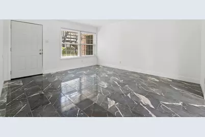 7900 Westheimer Road #121, Houston, TX 77063 - Photo 8