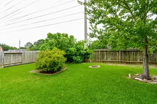2314 Bent River Dr, Sugar Land, TX 77479 - Photo 22