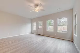 9020 Madera Rd, Houston, TX 77078 - Photo 1