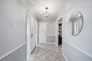 5606 Carew St, Houston, TX 77096 - Photo 2