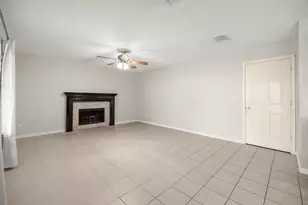 4004 Spring Branch Dr E, Pearland, TX 77584 - Photo 16