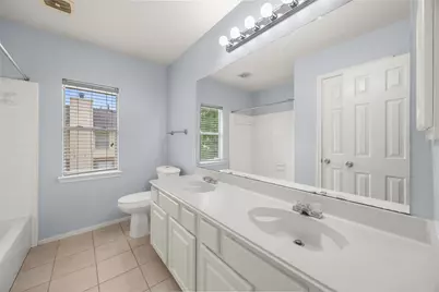 4004 Spring Branch Dr E, Pearland, TX 77584 - Photo 24
