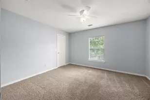 4004 Spring Branch Dr E, Pearland, TX 77584 - Photo 22