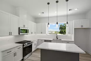870 W Little York Rd, Houston, TX 77091 - Photo 20