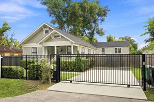 4618 McEwen St, Houston, TX 77009 - Photo 38