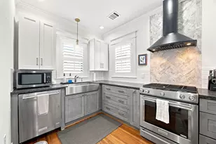 4618 McEwen St, Houston, TX 77009 - Photo 12