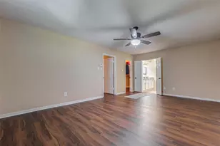 6710 Falling Waters Dr, Spring, TX 77379 - Photo 34