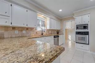 6710 Falling Waters Dr, Spring, TX 77379 - Photo 22
