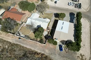1015 1017 E Tascosa Ave, Kermit, TX 79745 - Photo 4