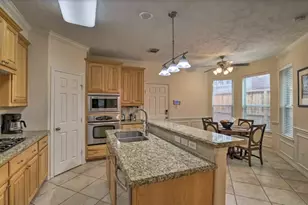 1006 Rochow St, Houston, TX 77019 - Photo 6