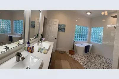 5 Maystar Court, Spring, TX 77380 - Photo 12