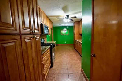 134 Weatherly Way, Houston, TX 77022 - Photo 18