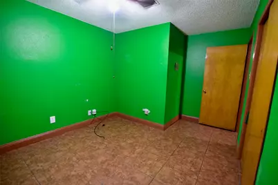 134 Weatherly Way, Houston, TX 77022 - Photo 14