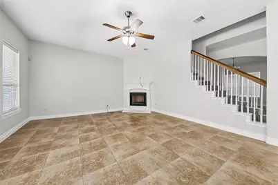 289 W Bend Drive, League City, TX 77573 - Photo 2