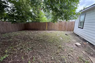 8517 Rubin St, Houston, TX 77051 - Photo 26