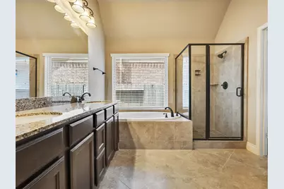 4131 N Creekmont Drive, Fresno, TX 77545 - Photo 12