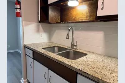 2101 6th Avenue N #6, Texas City, TX 77590 - Photo 6