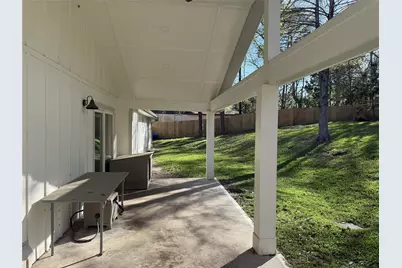 415 W Lake Drive, Livingston, TX 77351 - Photo 24