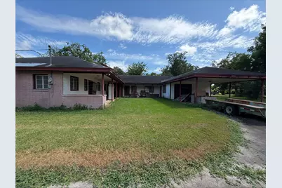 611 Live Oak Street, Jones Creek, TX 77541 - Photo 2